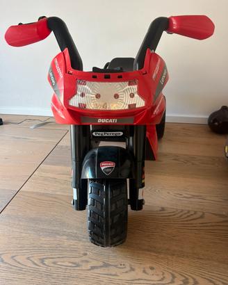 Moto elettrica Ducati Peg Perego