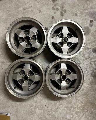 4 cerchi Bwa 8x13 fiat