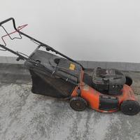 Tagliaerba a motore 4 tempi