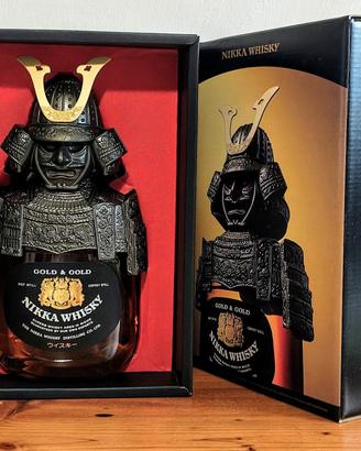 Whisky giapponese Nikka Gold & Gold Samurai +box