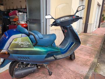 Piaggio  Hexagon 250 gt