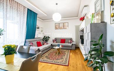 TRILOCALE RISTRUTTURATO CON BOX E CANTINA