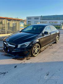 Mercedes CLA 200 1.6 Benzina Premium AMG