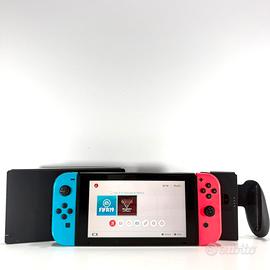 Nintendo Switch Completa di Accessori e cavi