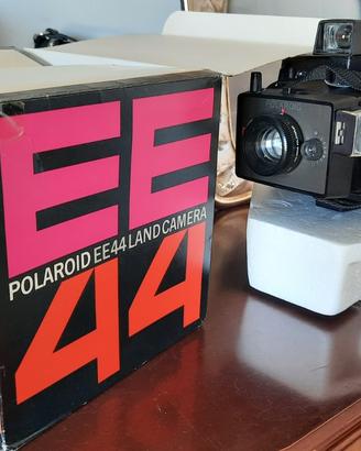 Polaroid EE44 Land Camera