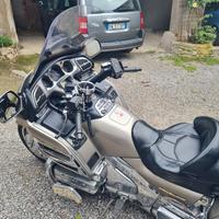 Honda GL 1800 Gold Wing - 2002