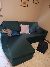 divano angolare in ecopelle