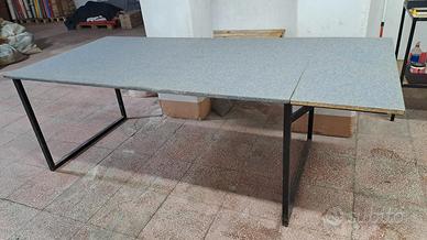 Tavolo da lavoro in ferro