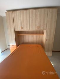 Armadio da camera da letto.