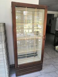 Vetrina refrigerata cantinetta