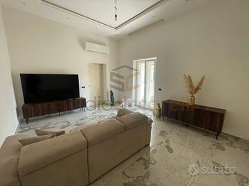 Appartamento Ristrutturato Con Terrazzo a Livello