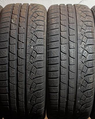 4 Pneumatici 225/45 R17 Pirelli Sottozero Winter 2