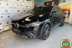 MERCEDES-BENZ GLA 200 d Automatic Business Extra