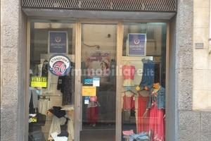 Locale commerciale di 67 mq