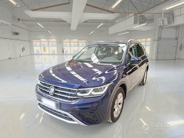 Volkswagen Tiguan Allspace 2.0 tdi scr Elegance 15