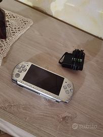 PSP argento con PES 2011