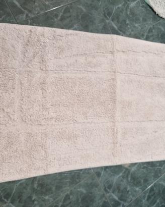 Coppia di tappeti da bagno 