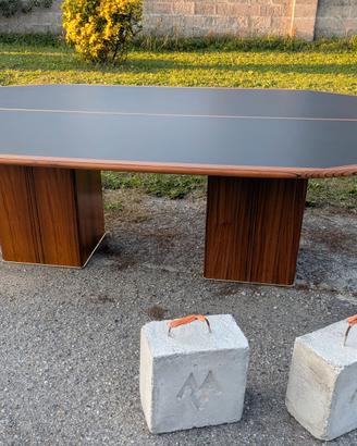 Tavolo Artona design Afra Tobia Scarpa Maxalto 