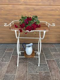 Grazioso portalavabo ideale per arredo