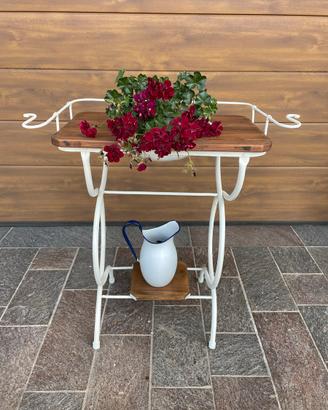 Grazioso portalavabo ideale per arredo