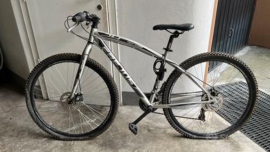 Mountain bike FREJUS