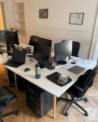 SCRIVANIA D'UFFICIO