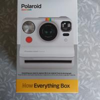 macchina fotografica istantanea Polaroid nuova