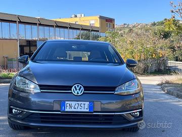 Volkswagen Golf 1.6 TDI 115 CV 5p. Highline BlueMo