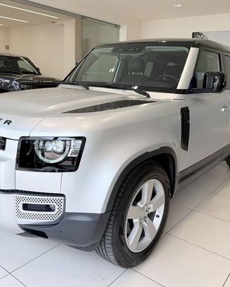 Land Rover Defender 2.0 SD4 240 110 First Edi...