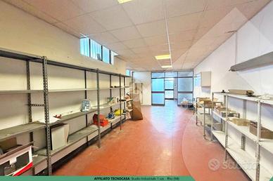 MAGAZZINO A RHO