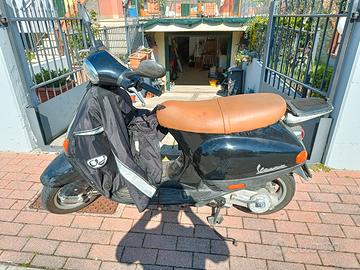 Vespa et4 50cc 2004