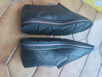 Scholl mocassini numero 38 di pelle nuovi