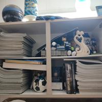 vari oggetti con marchio INTER