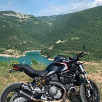Ducati monster 821 stealth