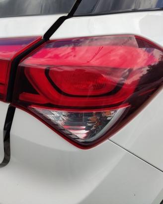 Fanale posteriore destro HYUNDAI I20 del 2015