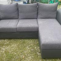 divano 3 posti grigio