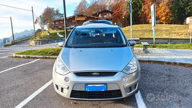 Ford S-Max  anno 2008 tetto panoramico