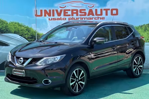 Nissan Qashqai 1.5 dci 110cv 360° Tekna 2014
