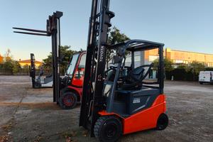 Carrello TOYOTA 8FBMT25