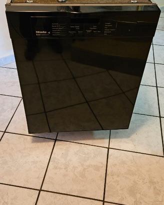 Lavastoviglie sottopiano Miele 1225 scu.GUASTA