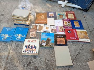 lotto (N1) , 35 libri d' arte vintage 