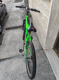 Bicicletta Mountain bike marca Aurelia 