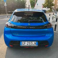 Peugeot e208 allure pack