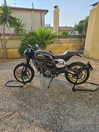 Ducati scrambler 800 cafè racer