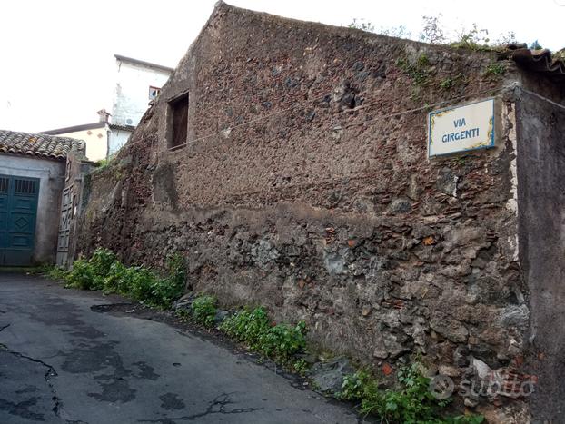 TERRENO EDIFICABILE 186 mq a Paternò Centro