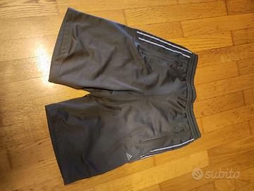 Adidas Sport-Shorts / Pantaloncini corti Adidas