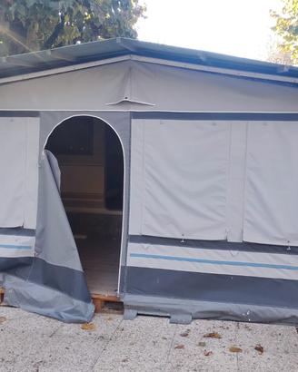 VERANDA CON 4 FINESTRE