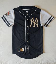 Vintage New York Yankees baseball jersey