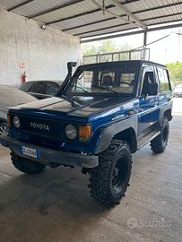 Toyota land cruiser lj70
