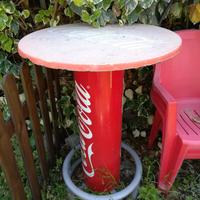 Tavolo Coca Cola alto supporto piedi sbiadito